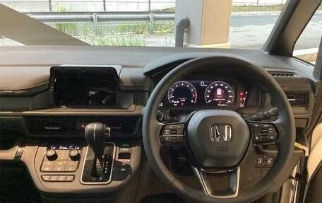 Honda Stepwgn, 2025 год, 2 750 000 рублей, 8 фотография