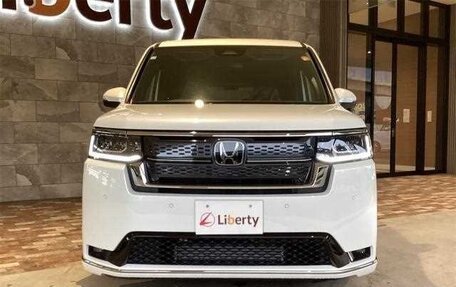 Honda Stepwgn, 2025 год, 2 750 000 рублей, 3 фотография