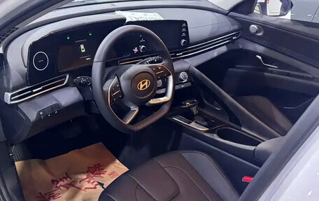 Hyundai Elantra, 2023 год, 1 299 000 рублей, 8 фотография