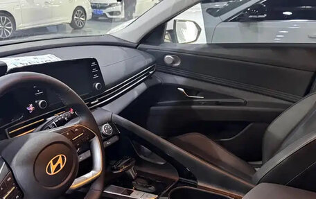 Hyundai Elantra, 2023 год, 1 299 000 рублей, 7 фотография