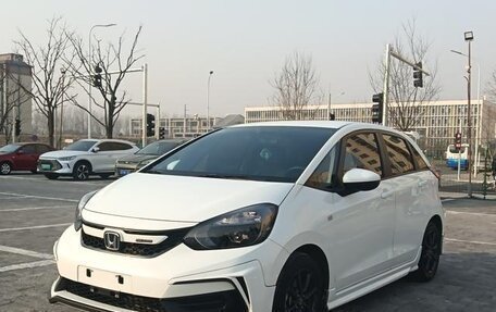 Honda Fit, 2022 год, 1 350 000 рублей, 2 фотография