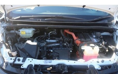 Toyota Esquire I, 2018 год, 1 980 000 рублей, 25 фотография