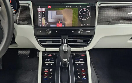 Porsche Macan I рестайлинг, 2022 год, 13 200 000 рублей, 15 фотография