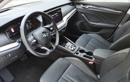 Skoda Octavia IV, 2022 год, 1 600 000 рублей, 13 фотография