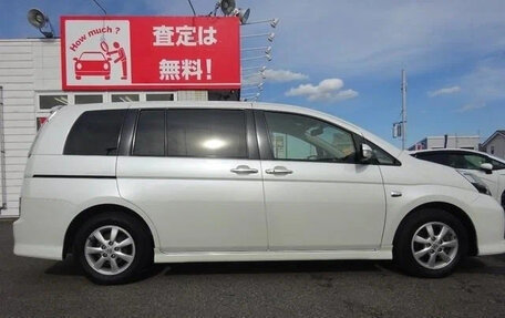 Toyota ISis I, 2014 год, 990 007 рублей, 4 фотография