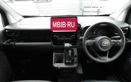 Toyota Sienta, 2025 год, 1 980 000 рублей, 9 фотография