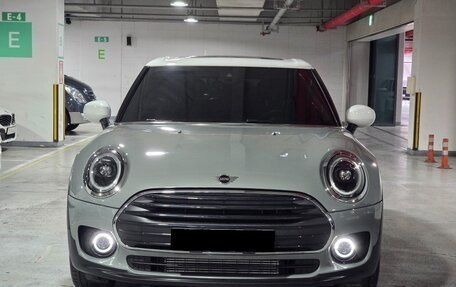 MINI Clubman, 2022 год, 2 238 000 рублей, 2 фотография