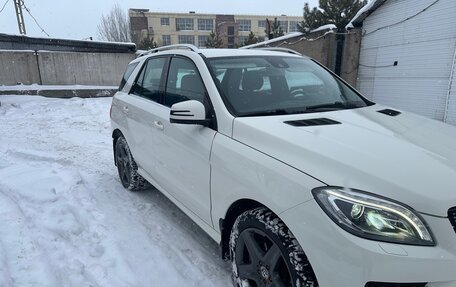 Mercedes-Benz M-Класс, 2013 год, 2 950 000 рублей, 3 фотография