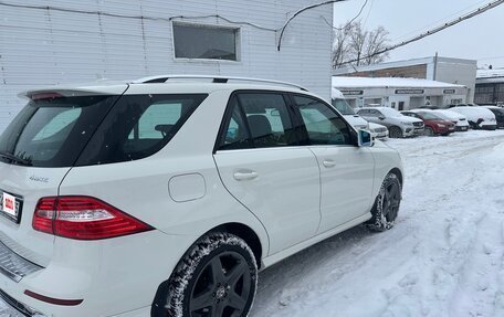 Mercedes-Benz M-Класс, 2013 год, 2 950 000 рублей, 4 фотография