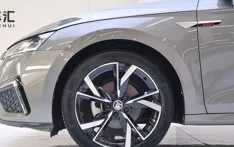 Skoda Octavia IV, 2021 год, 1 569 000 рублей, 2 фотография