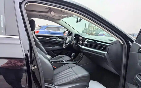 Volkswagen Passat B8 рестайлинг, 2022 год, 2 100 000 рублей, 5 фотография