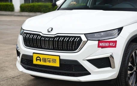 Skoda Kodiaq I, 2025 год, 2 450 000 рублей, 9 фотография