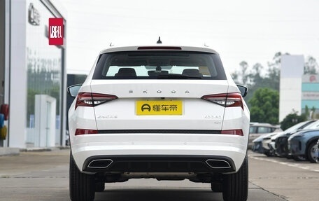 Skoda Kodiaq I, 2025 год, 2 450 000 рублей, 7 фотография