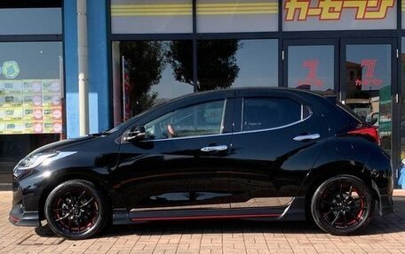 Toyota Yaris, 2022 год, 730 000 рублей, 6 фотография