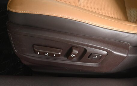 Lexus ES VII, 2017 год, 3 000 000 рублей, 14 фотография