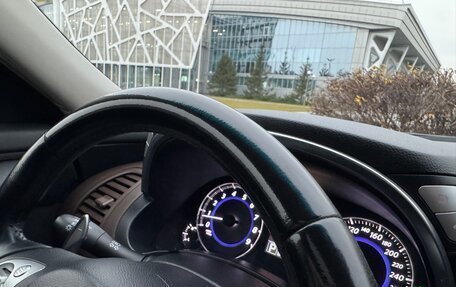 Infiniti QX70, 2014 год, 2 500 000 рублей, 23 фотография