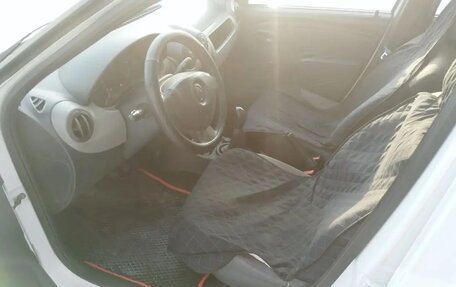 Renault Logan I, 2014 год, 420 000 рублей, 5 фотография