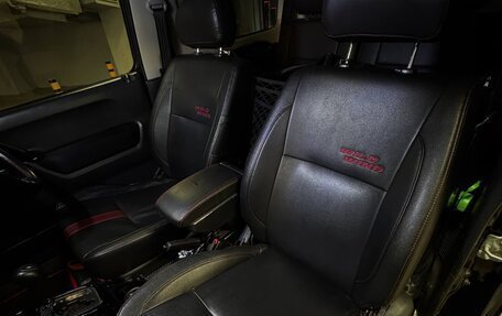 Suzuki Jimny, 2009 год, 1 050 000 рублей, 20 фотография