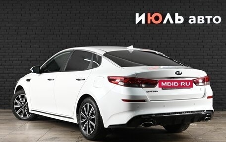 KIA Optima IV, 2019 год, 2 300 000 рублей, 4 фотография