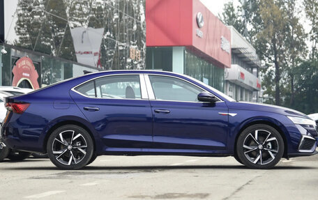 Skoda Octavia IV, 2025 год, 2 100 000 рублей, 5 фотография