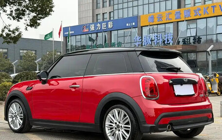 MINI Hatch, 2022 год, 1 700 000 рублей, 7 фотография