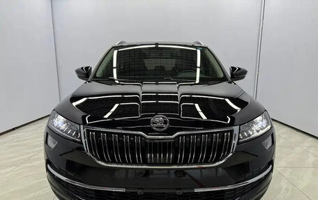 Skoda Karoq I, 2021 год, 1 630 000 рублей, 2 фотография