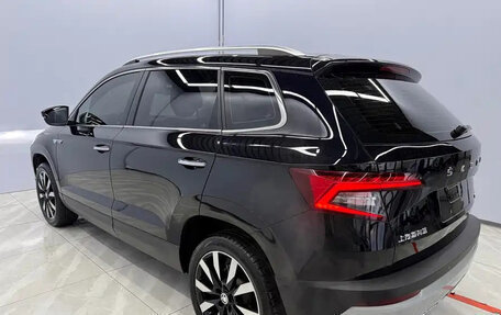 Skoda Karoq I, 2021 год, 1 630 000 рублей, 4 фотография