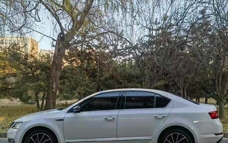 Skoda Octavia IV, 2021 год, 2 000 000 рублей, 2 фотография