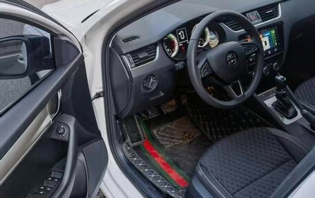 Skoda Octavia IV, 2021 год, 2 000 000 рублей, 11 фотография