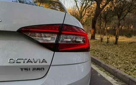 Skoda Octavia IV, 2021 год, 2 000 000 рублей, 7 фотография