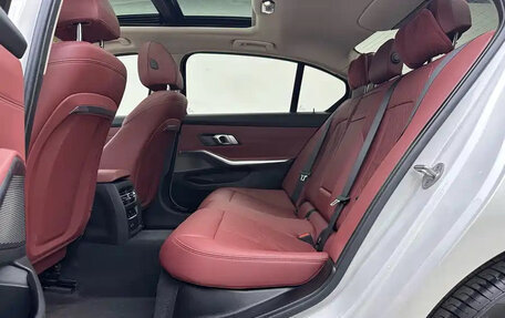 BMW 3 серия, 2023 год, 3 200 000 рублей, 15 фотография