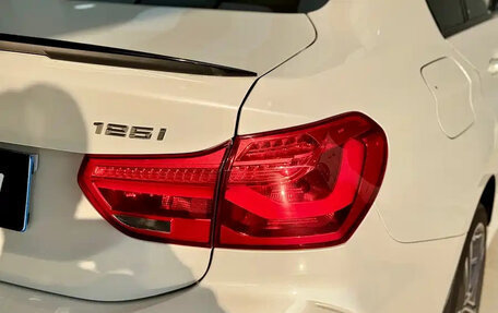 BMW 1 серия, 2022 год, 1 400 000 рублей, 6 фотография