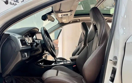 BMW 1 серия, 2022 год, 1 400 000 рублей, 12 фотография