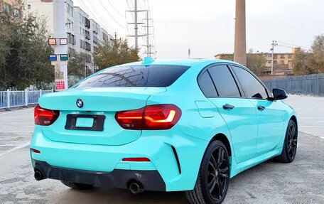 BMW 1 серия, 2022 год, 1 500 000 рублей, 4 фотография