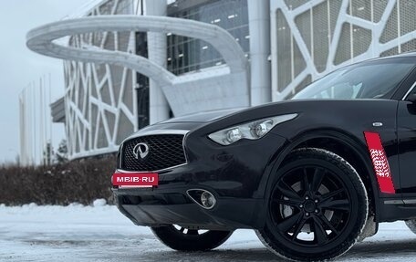 Infiniti QX70, 2017 год, 2 890 000 рублей, 4 фотография