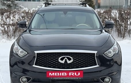 Infiniti QX70, 2017 год, 2 890 000 рублей, 2 фотография