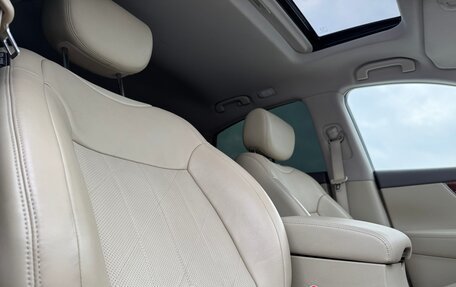 Infiniti QX70, 2017 год, 2 890 000 рублей, 26 фотография