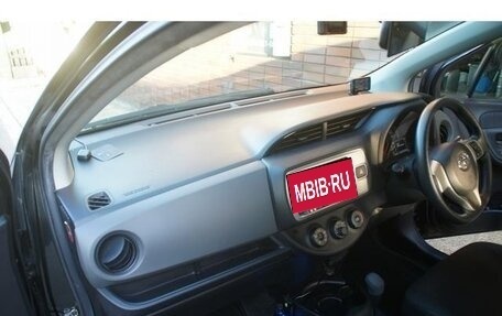 Toyota Vitz, 2014 год, 549 000 рублей, 18 фотография