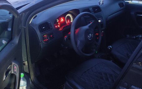 Volkswagen Polo VI (EU Market), 2012 год, 730 000 рублей, 5 фотография