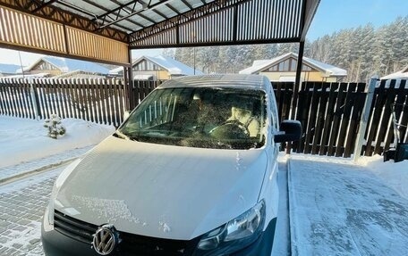 Volkswagen Caddy III рестайлинг, 2011 год, 950 000 рублей, 24 фотография