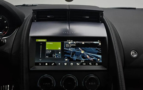 Jaguar F-Type I рестайлинг 2, 2022 год, 6 500 000 рублей, 12 фотография