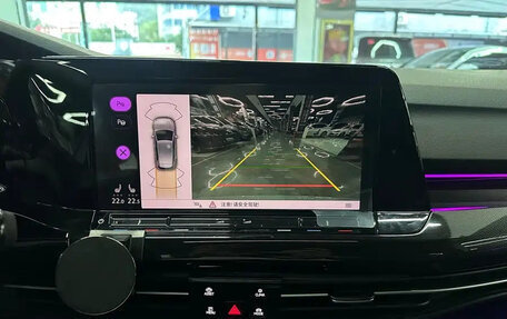 Volkswagen Golf VIII, 2023 год, 1 500 000 рублей, 12 фотография