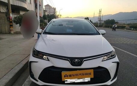 Toyota Corolla, 2021 год, 1 350 000 рублей, 3 фотография