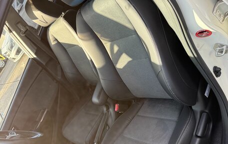 Honda Insight II рестайлинг, 2012 год, 1 170 000 рублей, 17 фотография