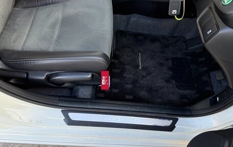 Honda Insight II рестайлинг, 2012 год, 1 170 000 рублей, 23 фотография