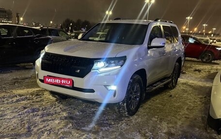Toyota Land Cruiser Prado 150 рестайлинг 2, 2018 год, 1 300 000 рублей, 2 фотография