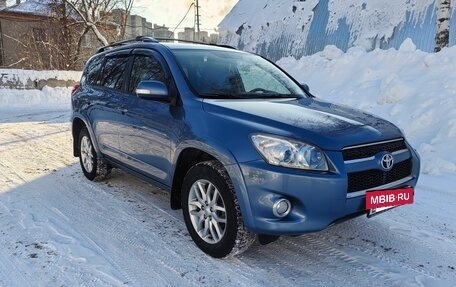 Toyota RAV4, 2011 год, 1 400 000 рублей, 2 фотография