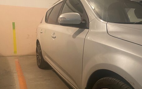 KIA cee'd I рестайлинг, 2011 год, 785 000 рублей, 2 фотография