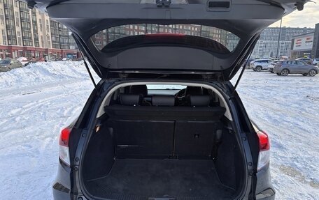 Honda Vezel, 2016 год, 1 680 000 рублей, 8 фотография