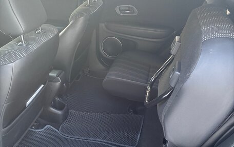 Honda Vezel, 2016 год, 1 680 000 рублей, 7 фотография